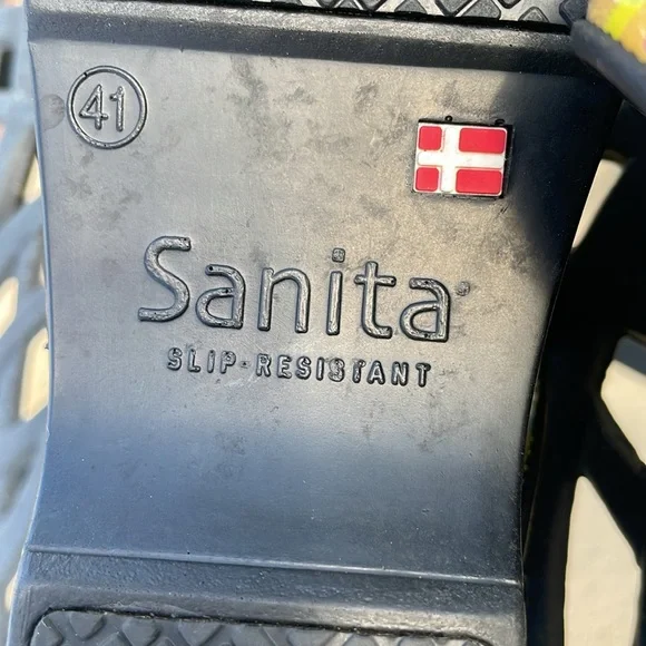 Santa Raven Clog Size 41 - Picture 5 of 6